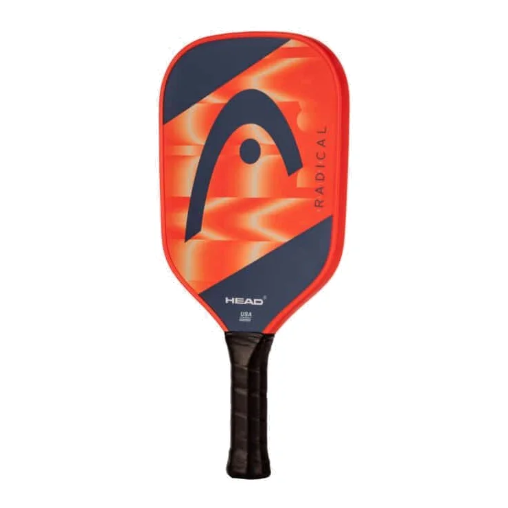 HEAD Radical Elite 2024 pickleball paddle met oranje en zwarte accenten, vanuit een lichte hoek gefotografeerd.