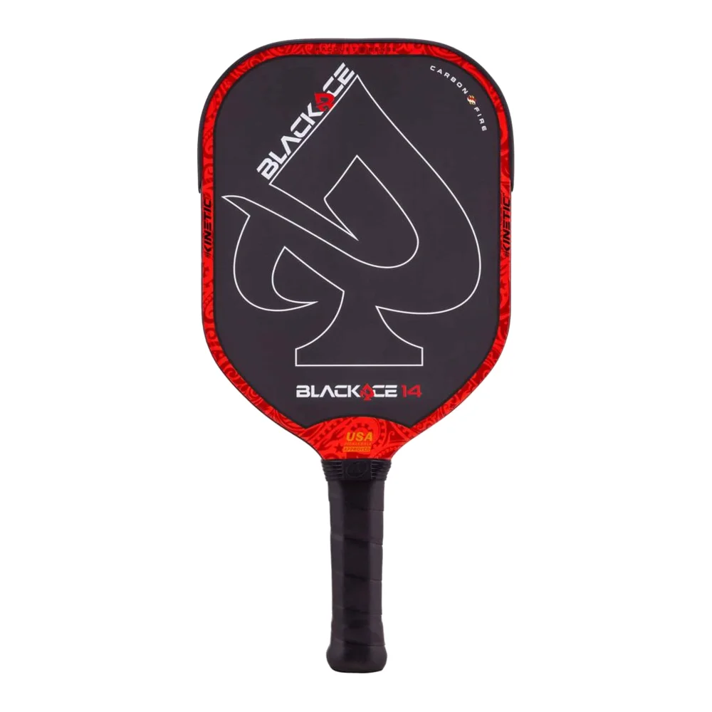 ProKennex Black Ace 14 Pickleball Paddle met een zwart carbon blad en een geel-zwart handvat.
